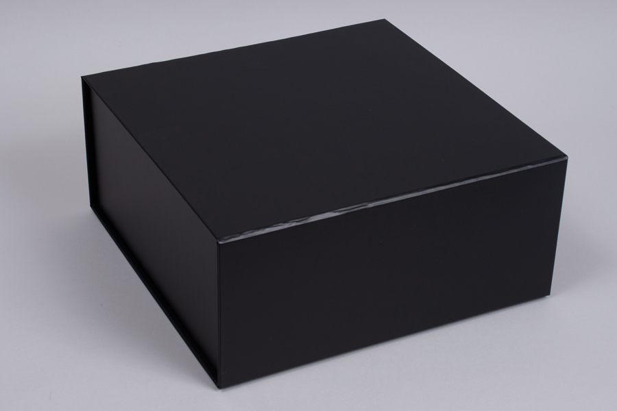 Magnetic closure boxes- a packaging solution that offers both