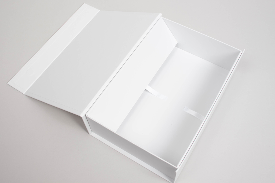 10 X 6-3/4 X 2-7/8 PLUS-SERIES™ 7-FLAP COLLAPSIBLE MATTE WHITE MAGNETIC GIFT BOXES