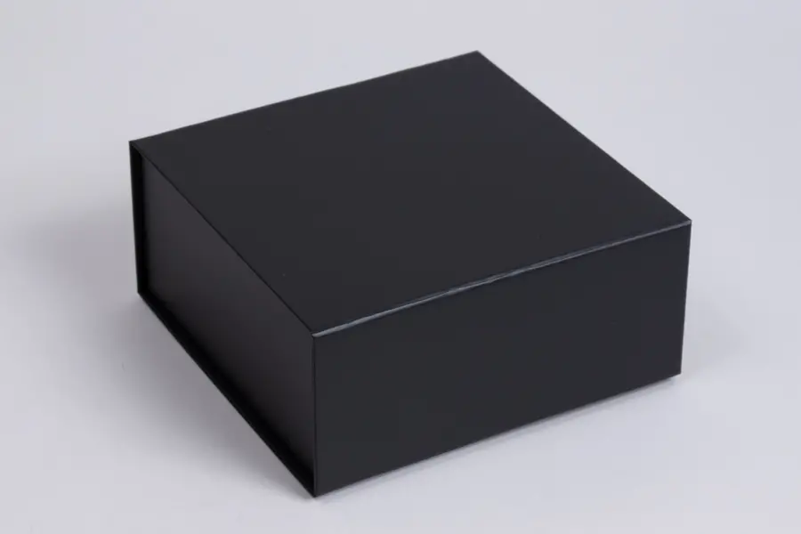 6X6X2-3/4  MATTE BLACK MAGNETIC BOX