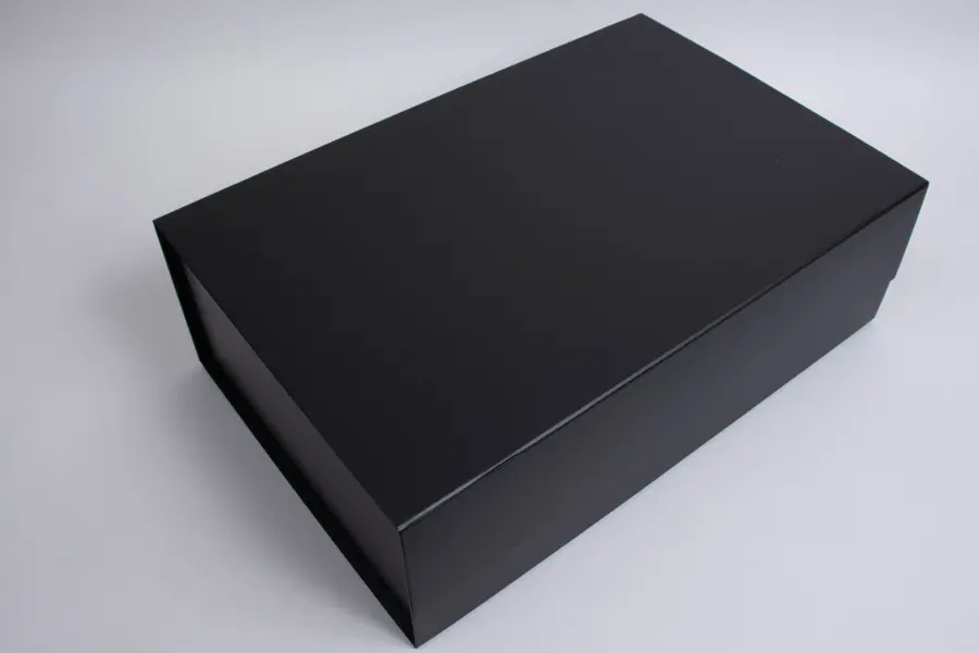 18X12X5-3/4 MATTE BLACK PLUS-SERIES 7-FLAP MAGNETIC BOX