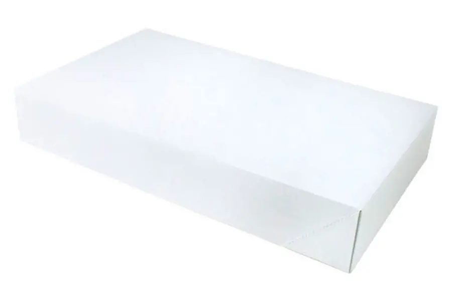 15X11X4 WHITE APPAREL BOX