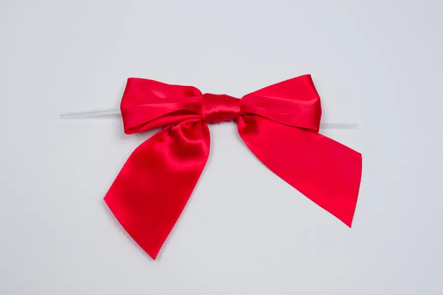 4" X 3-1/4" SATIN RED PRE-TIED BOW CLEAR TWIST TIE