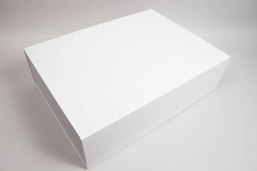 22 X 16 X 6-1/4 MATTE WHITE PLUS-SERIES 7-FLAP MAGNETIC BOX