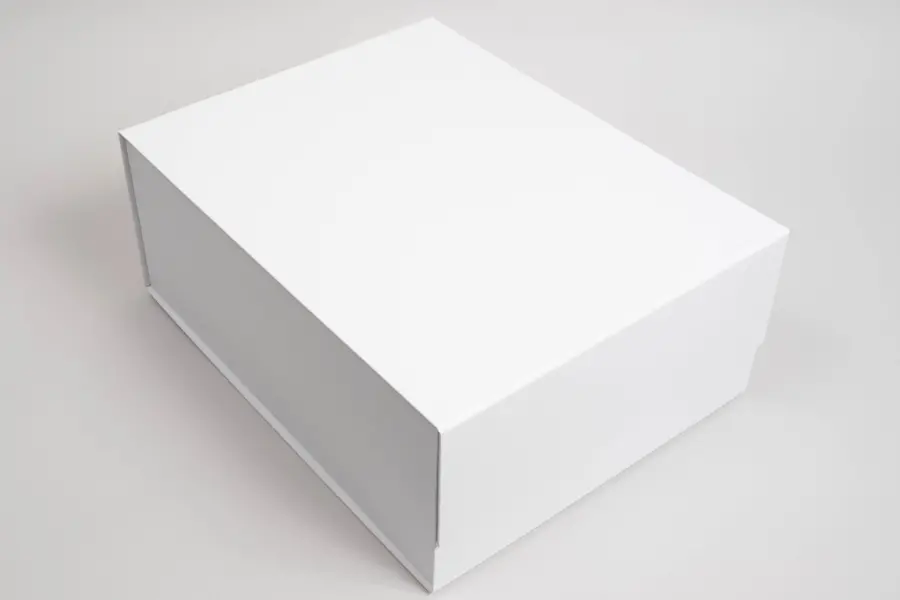 10-5/8X14X5-1/2 MATTE WHITE PLUS-SERIES 7-FLAP MAGNETIC BOX