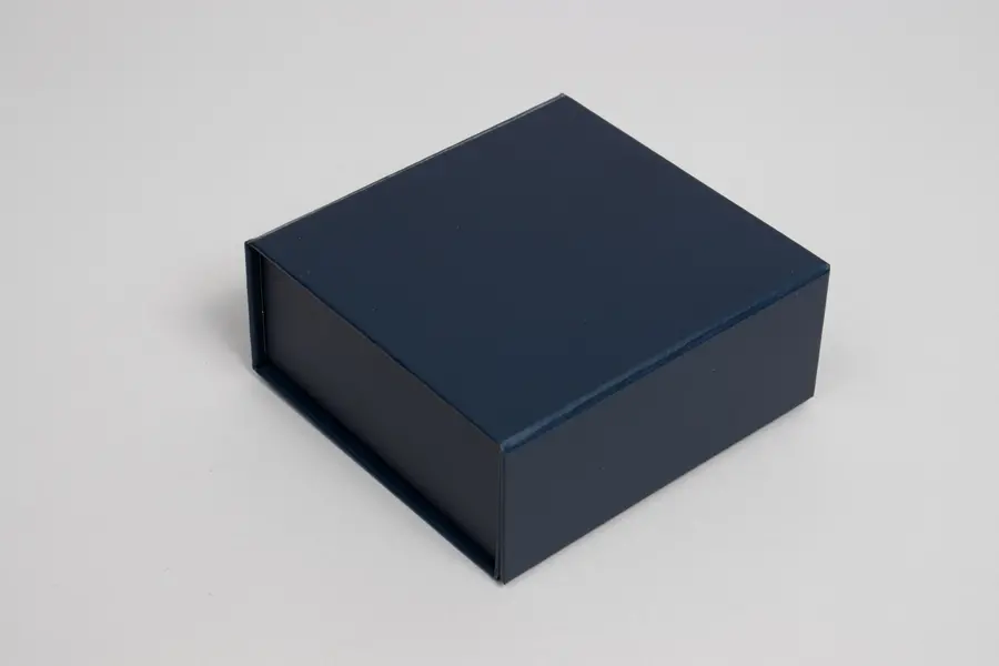 3-5/8X3-1/2X1-1/2 MATTE NAVY MAGNETIC BOX