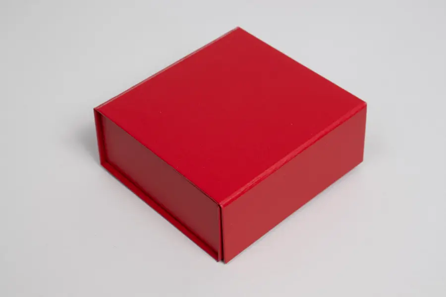 3-5/8X3-1/2X1-1/2 MATTE RED MAGNETIC BOX