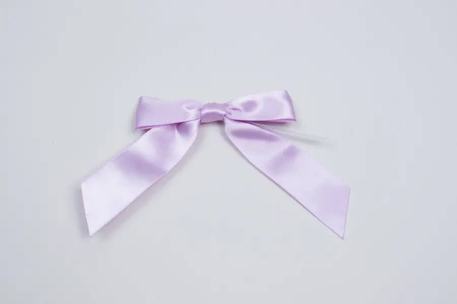 3" X 2-3/4" SATIN LIGHT ORCHID PRE-TIED BOW CLEAR TWIST TIE