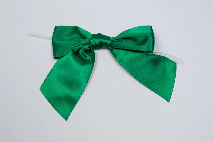 4" X 3-1/4" SATIN FOREST GREEN PRE-TIED BOW CLEAR TWIST TIE