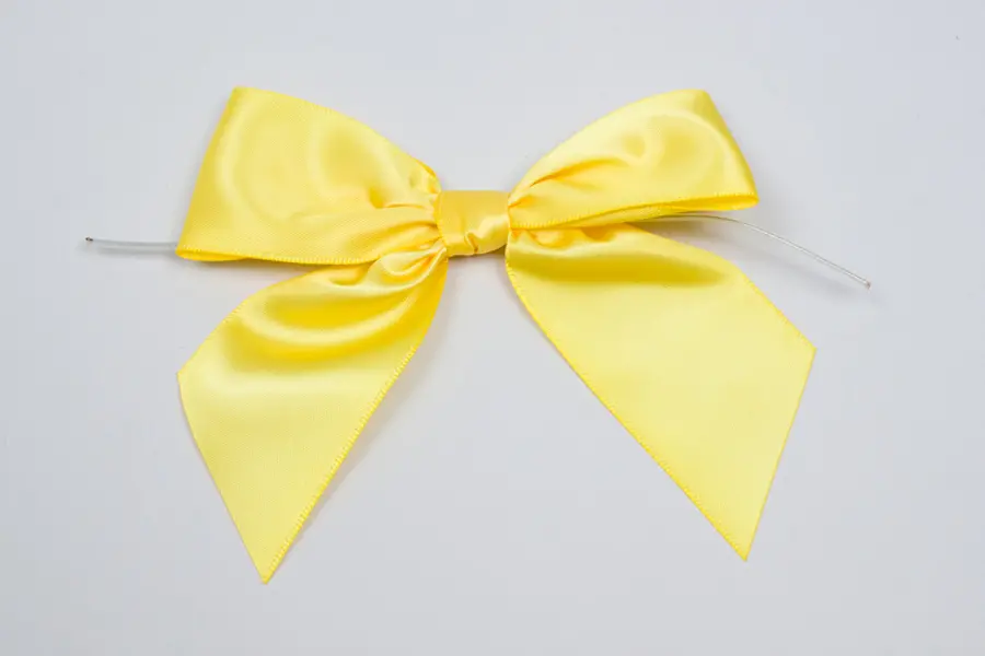 4" X 3-1/4" SATIN DAFFODIL PRE-TIED BOW CLEAR TWIST TIE