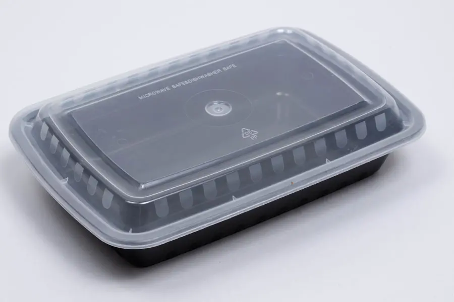 28OZ 8-3/4 X 6 X 1-1/2 RECTANGLE PLASTIC TO-GO CONTAINER