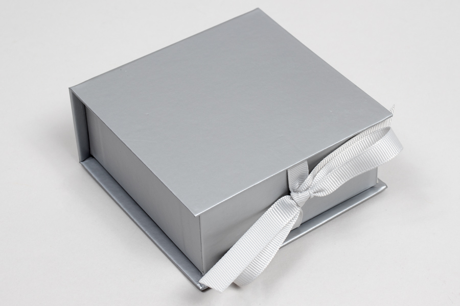 3-1/2 x 3-1/2 x 1-1/2 MATTE SILVER LUXE JEWELRY BOX WITH MATTE SILVER RIBBON